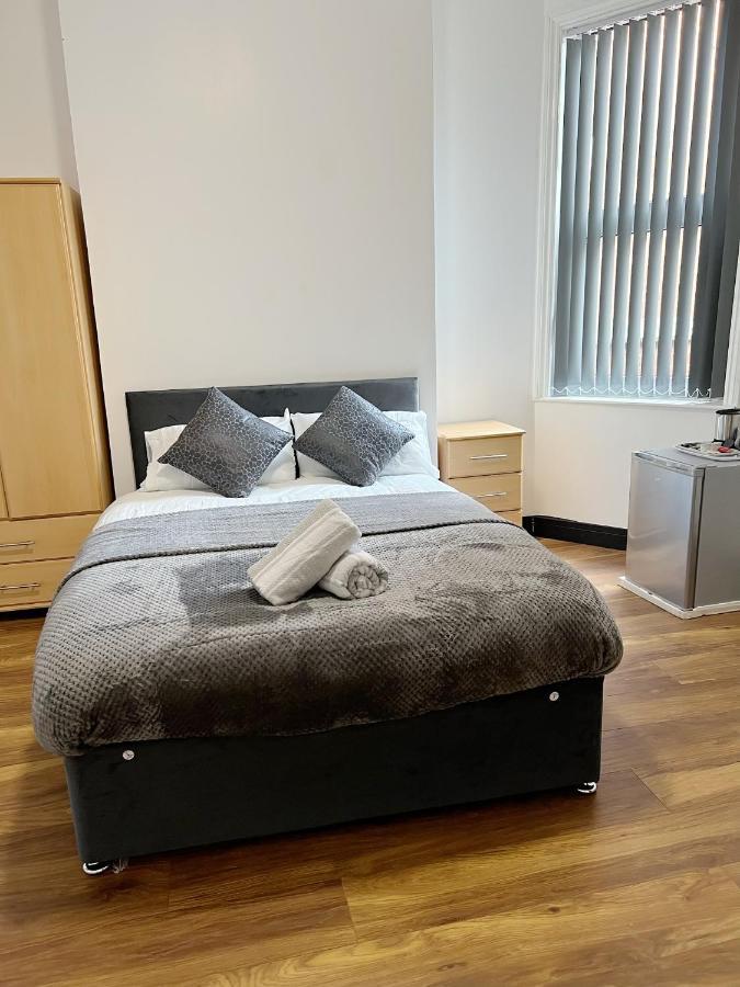 M Sisters Luxury Home In Ng6 Nottingham Buitenkant foto